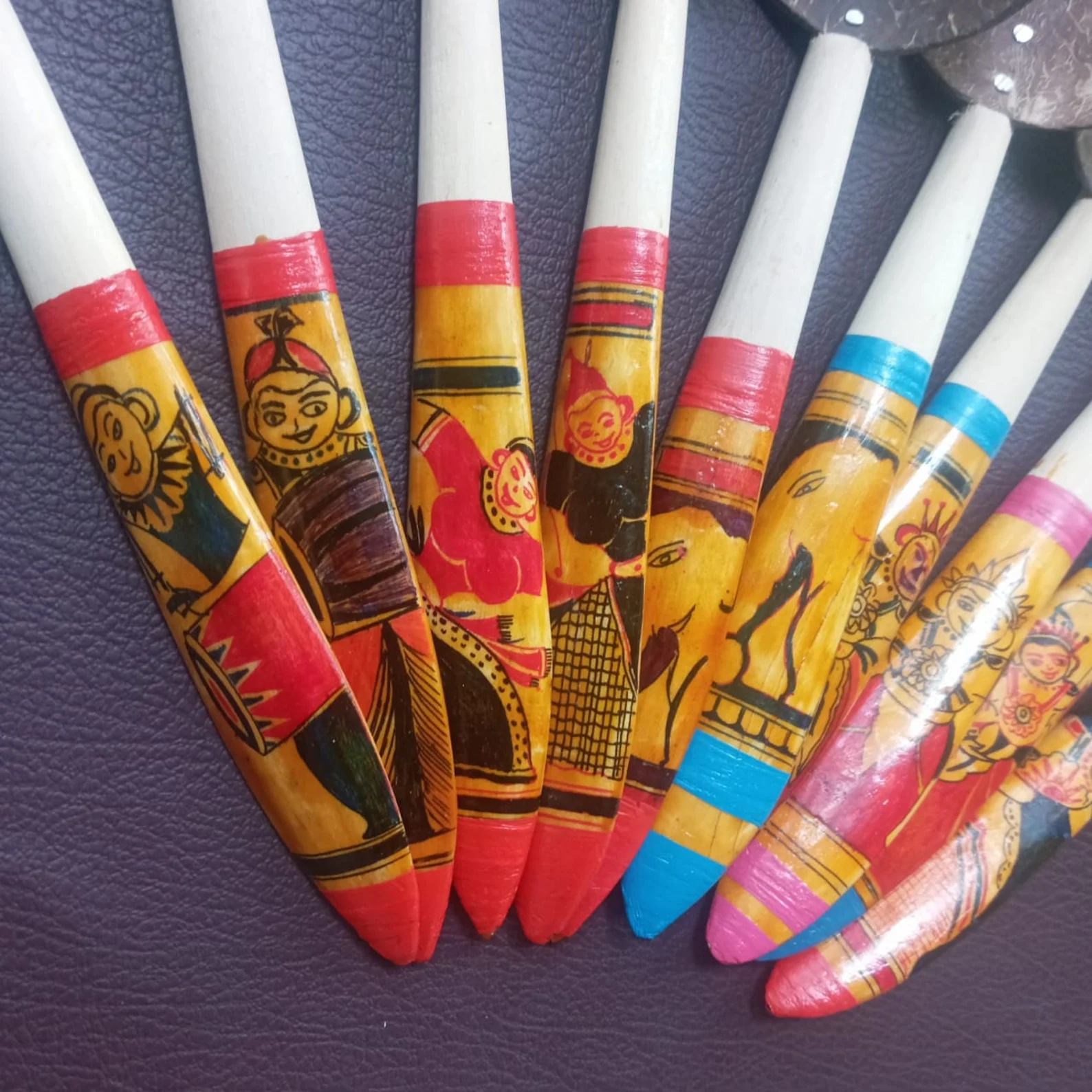 Sri Lankan Tradition Spoons,Decorative spoons,Hand painted spoons,wooden spoons,wooden spoon set,wooden utensils,spoon rest,cooking gifts,