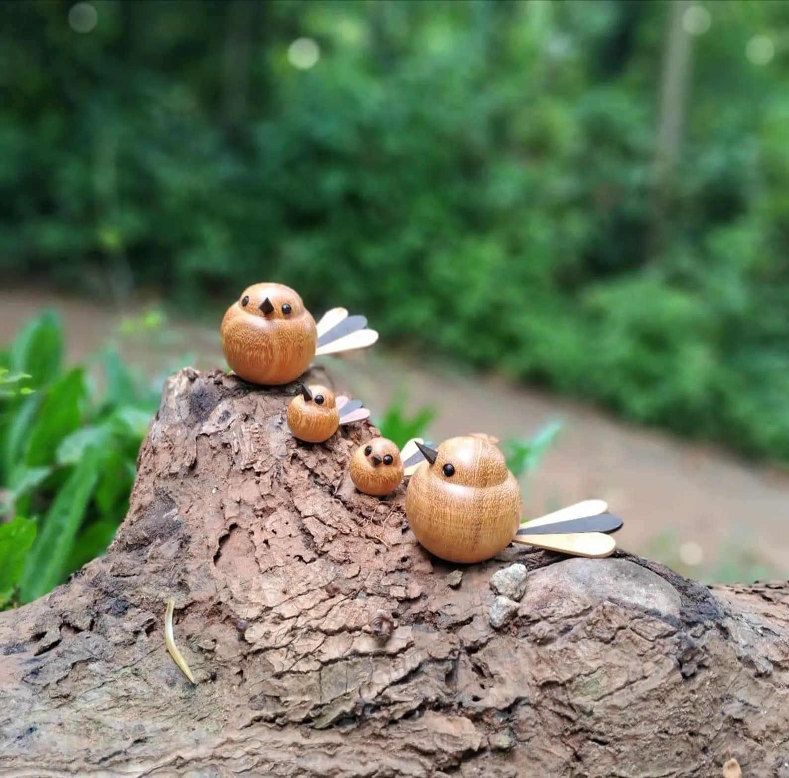 Wooden Birds | uccellini i scultura in legno | roble macizo escultura | uccellini legno | dekovögel1 | Holzvögel | ahşap kuşlar | træfugle |