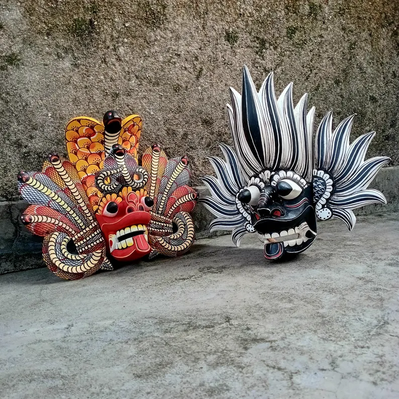 Explore Sri Lanka’s Fire Demon and Cobra Masks: Cultural Treasures for Protection and Power. Artistry that Safeguards and Inspires - Image 10